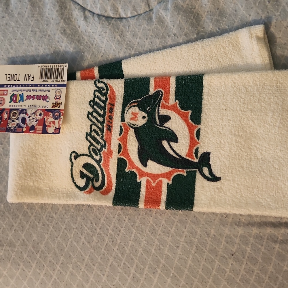 Miami Dolphins fan towel